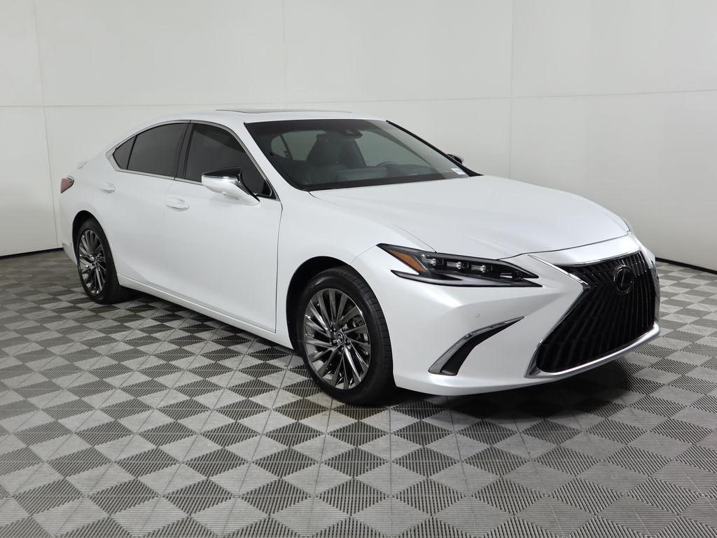new 2025 Lexus ES 300h car, priced at $56,685