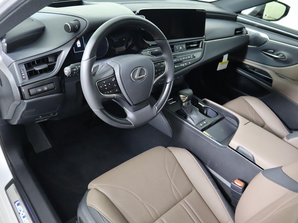 new 2025 Lexus ES 300h car, priced at $56,685