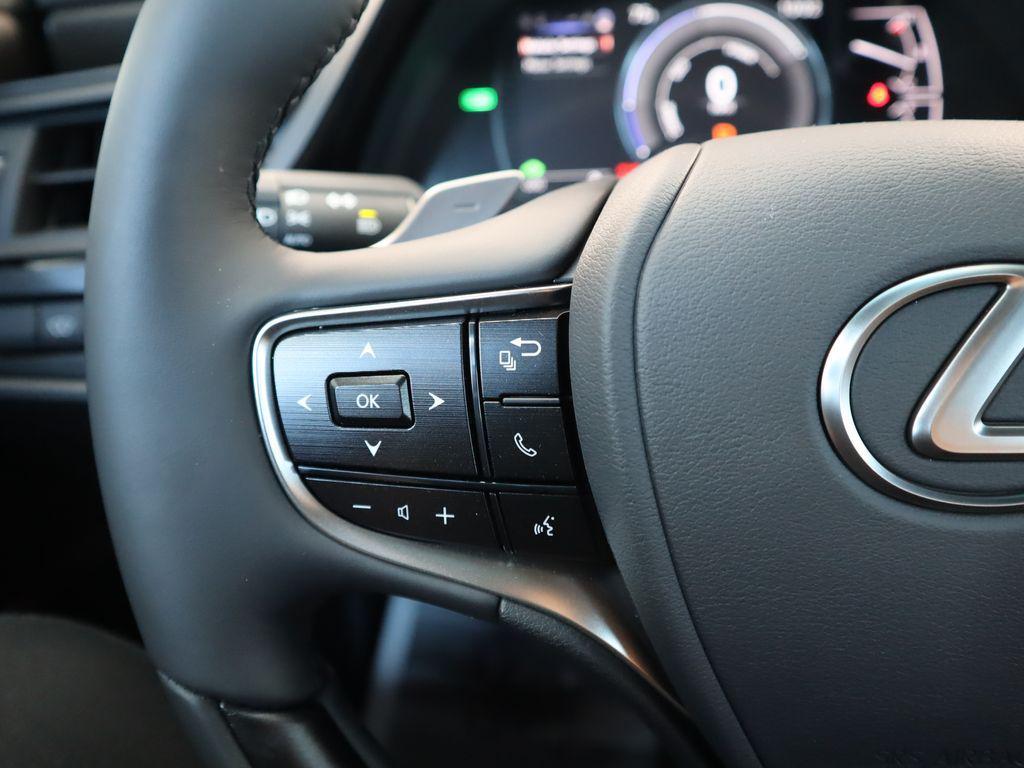 new 2025 Lexus ES 300h car, priced at $56,685