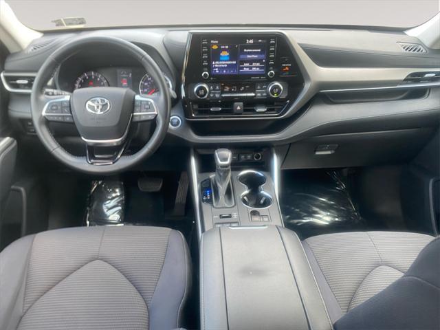 used 2021 Toyota Highlander car, priced at $31,774