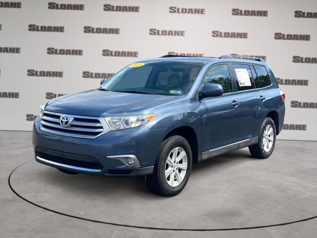 used 2013 Toyota Highlander car, priced at $12,991