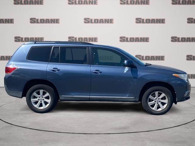 used 2013 Toyota Highlander car, priced at $12,991