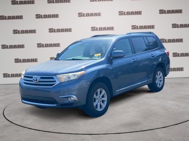 used 2013 Toyota Highlander car, priced at $12,991