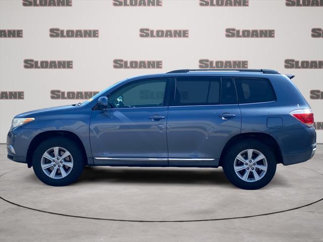 used 2013 Toyota Highlander car, priced at $12,991