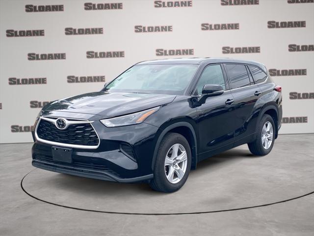 used 2022 Toyota Highlander car, priced at $34,991