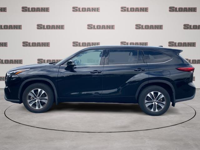 used 2021 Toyota Highlander car, priced at $34,991