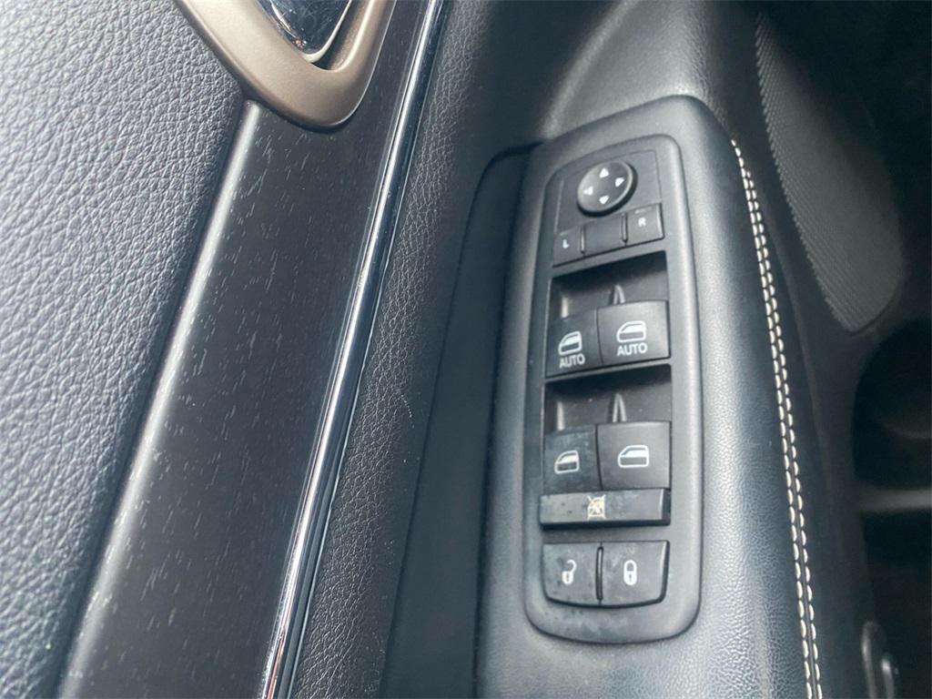 used 2015 Jeep Grand Cherokee car, priced at $14,991