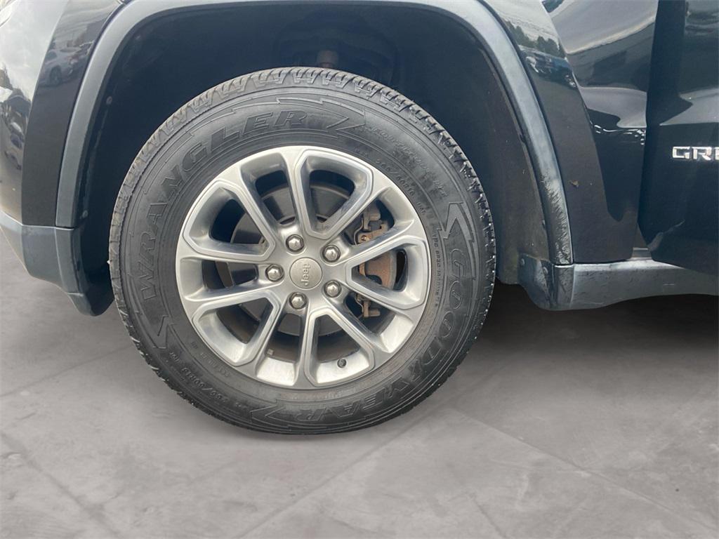 used 2015 Jeep Grand Cherokee car, priced at $14,991