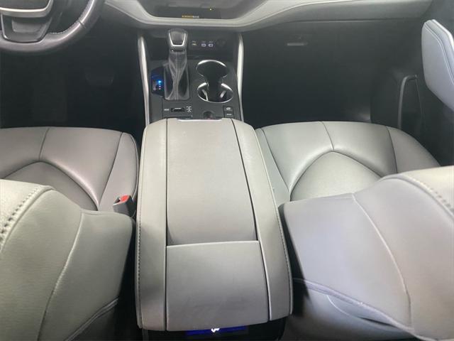 used 2023 Toyota Highlander car, priced at $39,991