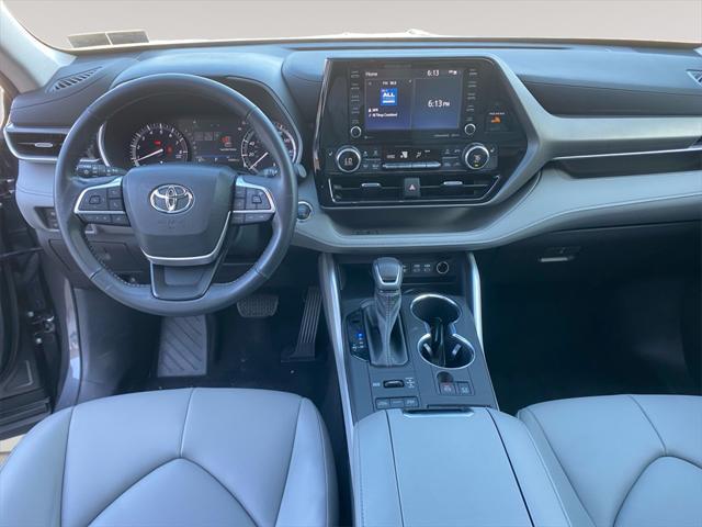 used 2022 Toyota Highlander car, priced at $37,991