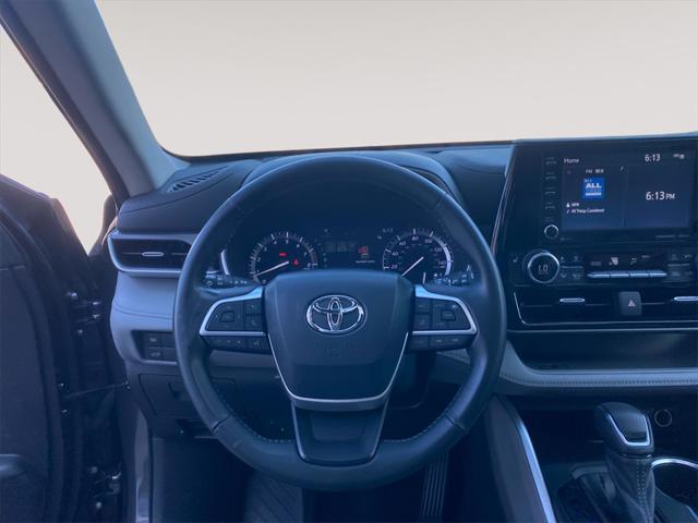 used 2022 Toyota Highlander car, priced at $37,991