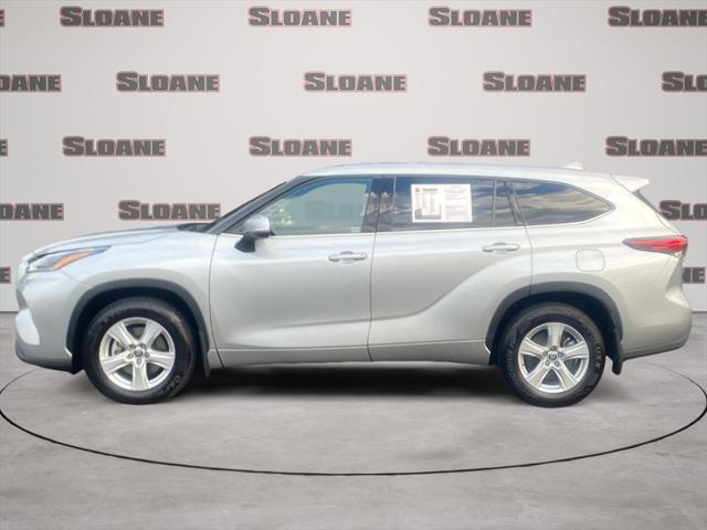 used 2021 Toyota Highlander car, priced at $31,443