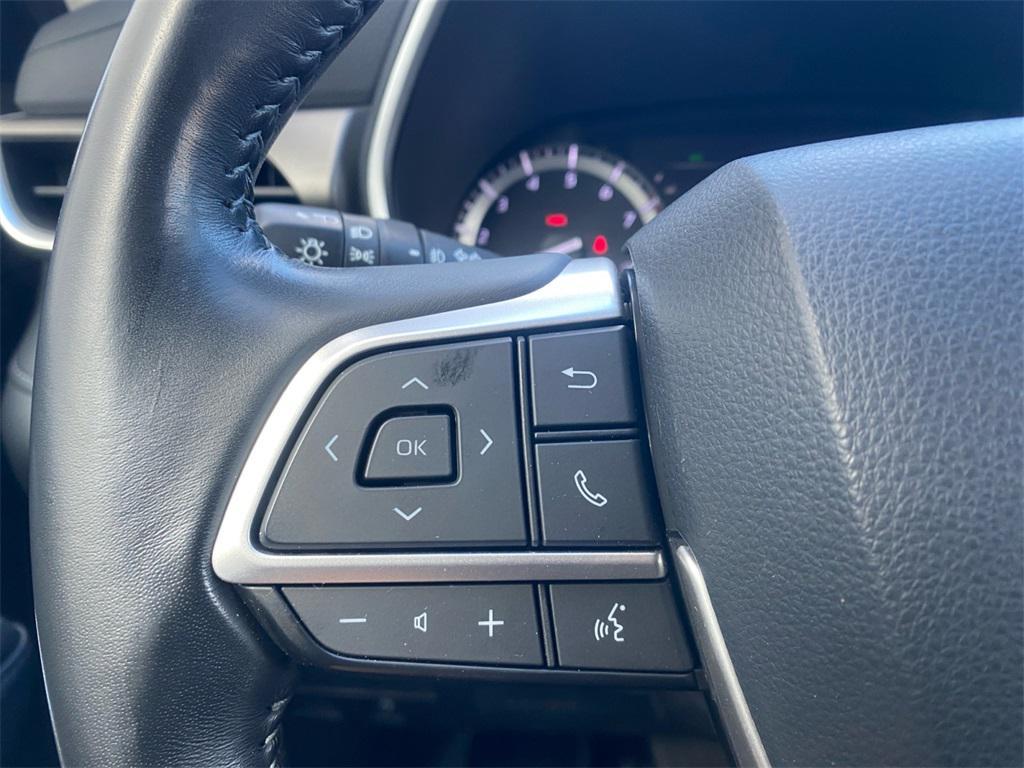 used 2022 Toyota Highlander car, priced at $34,992