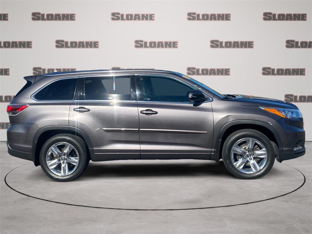 used 2016 Toyota Highlander car, priced at $21,991