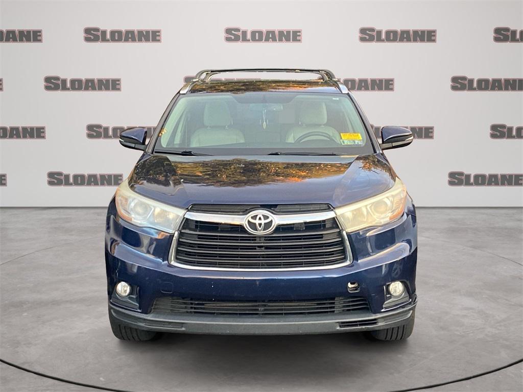 used 2016 Toyota Highlander car, priced at $16,991