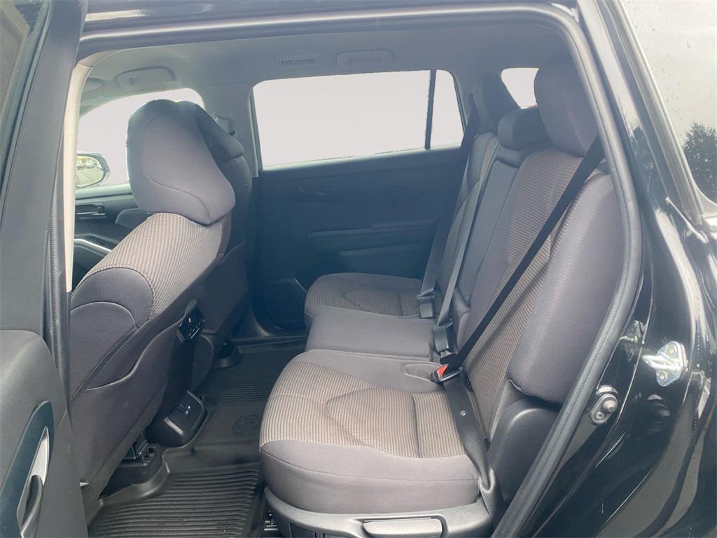 used 2022 Toyota Highlander car, priced at $32,773
