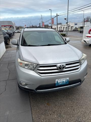 used 2013 Toyota Highlander car, priced at $13,991