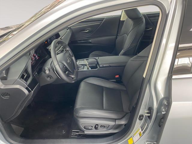 used 2022 Lexus ES 300h car, priced at $39,251