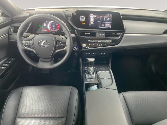 used 2022 Lexus ES 300h car, priced at $39,251