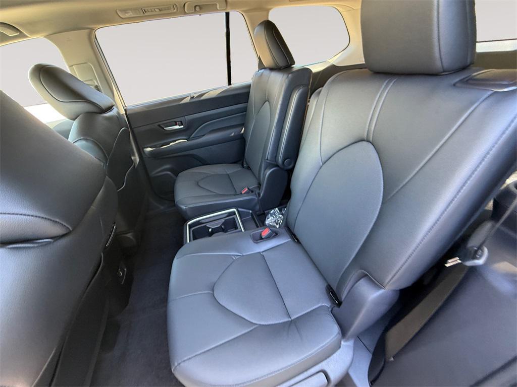 new 2025 Toyota Grand Highlander car, priced at $49,443