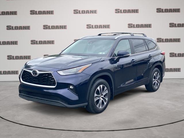 used 2023 Toyota Highlander car, priced at $36,995