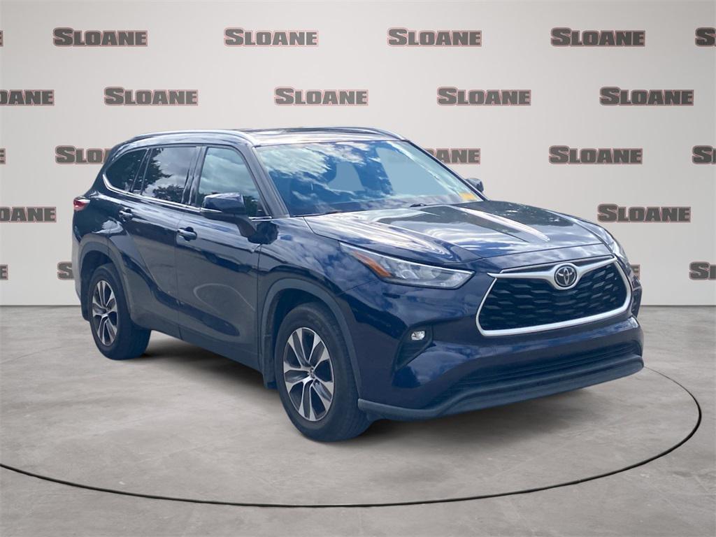 used 2020 Toyota Highlander car, priced at $31,991
