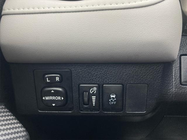 used 2014 Toyota RAV4 car, priced at $14,773