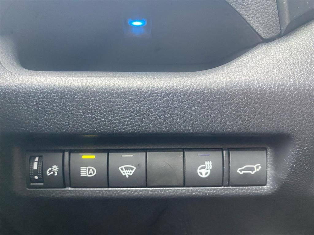 used 2022 Toyota RAV4 Hybrid car, priced at $33,552