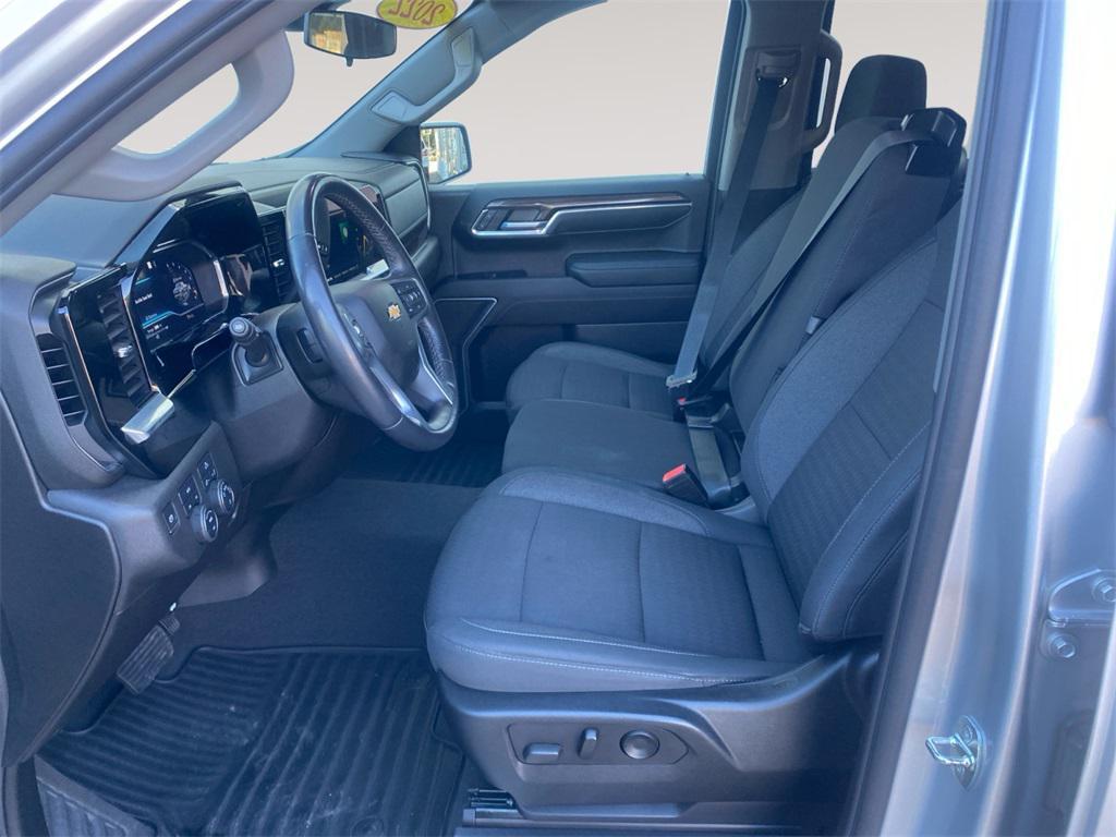 used 2022 Chevrolet Silverado 1500 car, priced at $33,882