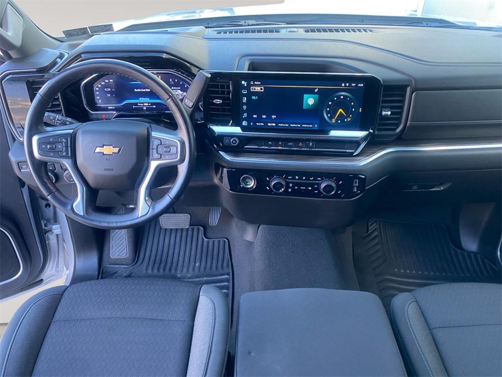 used 2022 Chevrolet Silverado 1500 car, priced at $33,882