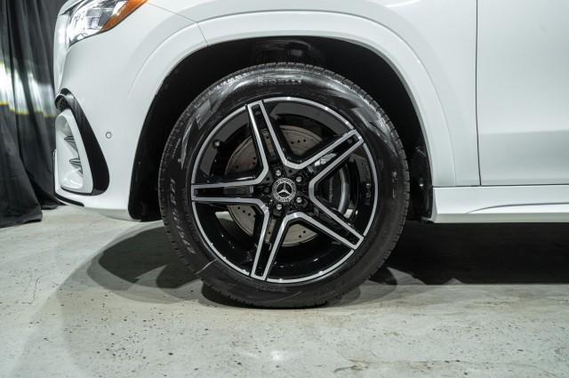 new 2026 Mercedes-Benz GLS 450 car, priced at $105,120