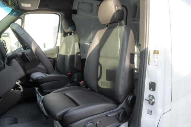 new 2025 Mercedes-Benz Sprinter 2500 car, priced at $63,236