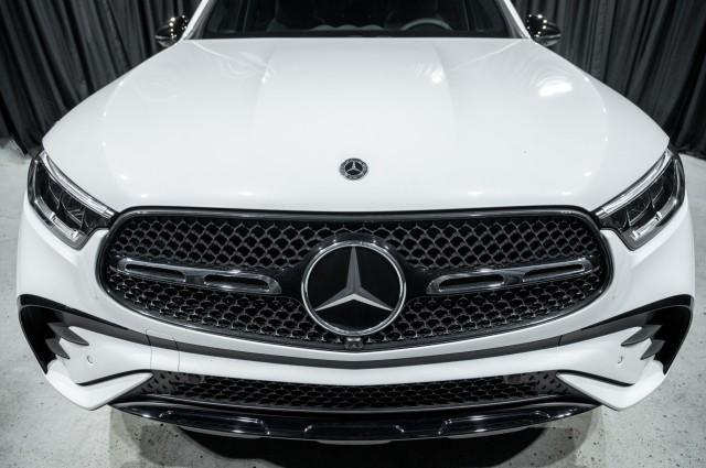 new 2024 Mercedes-Benz GLC 300 car, priced at $66,565