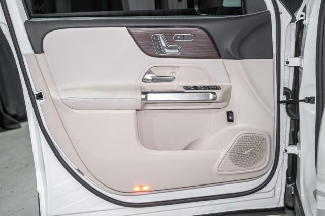 new 2026 Mercedes-Benz GLB 250 car, priced at $48,470