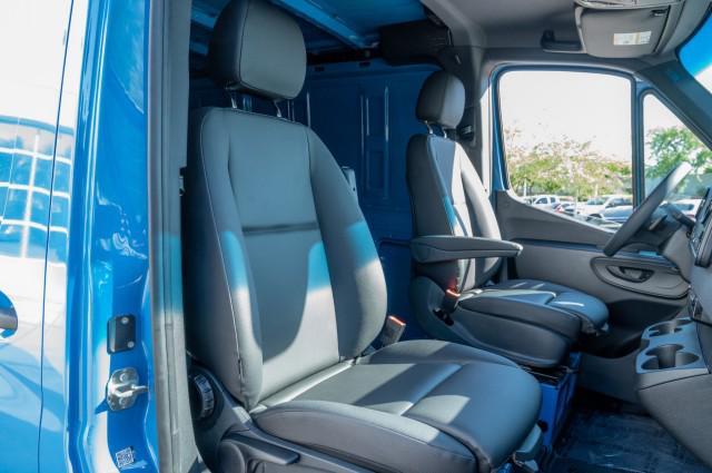 new 2024 Mercedes-Benz Sprinter 2500 car, priced at $58,312