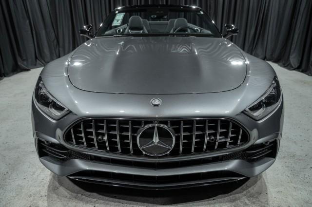 new 2025 Mercedes-Benz AMG SL 43 car, priced at $120,580