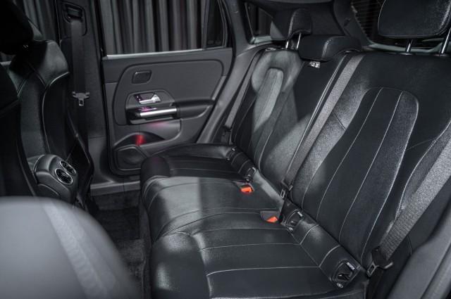 new 2025 Mercedes-Benz GLA 250 car, priced at $47,295