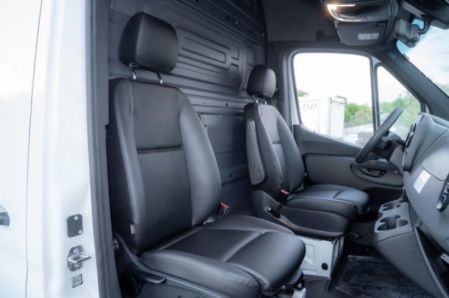 new 2025 Mercedes-Benz Sprinter 2500 car, priced at $68,609