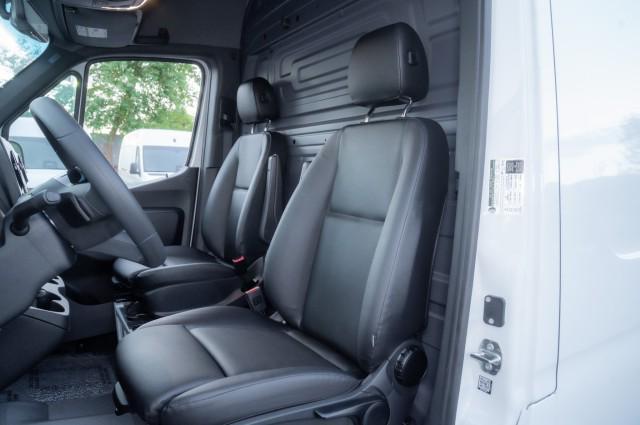 new 2025 Mercedes-Benz Sprinter 2500 car, priced at $68,609