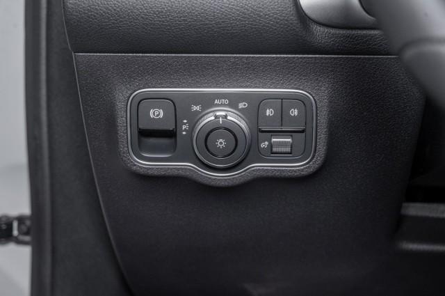 new 2026 Mercedes-Benz GLB 250 car, priced at $51,820