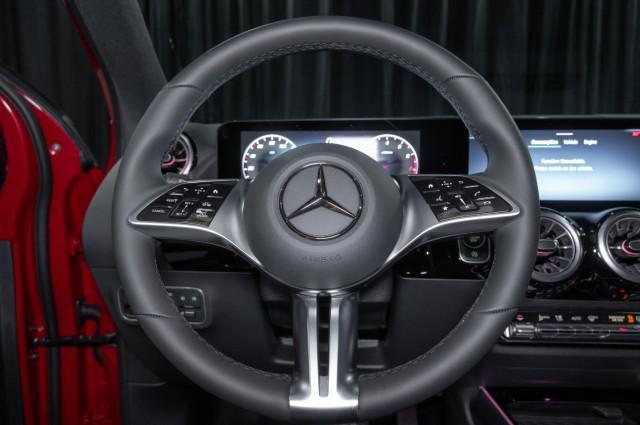 new 2025 Mercedes-Benz GLA 250 car, priced at $51,565