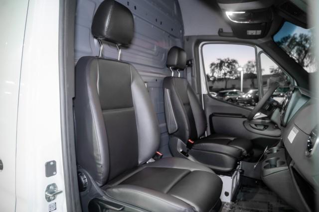 new 2026 Mercedes-Benz Sprinter 2500 car, priced at $67,322
