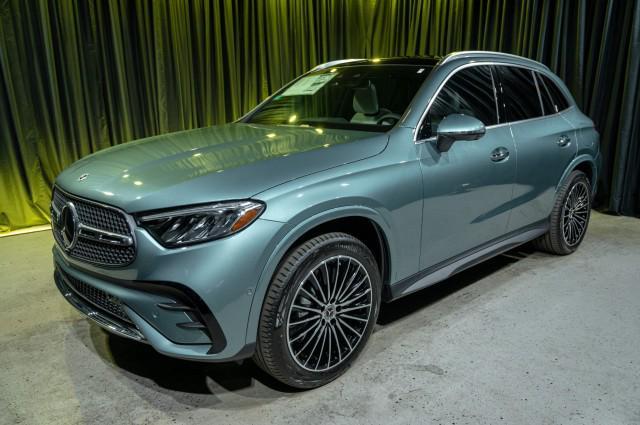 new 2025 Mercedes-Benz GLC 350e car, priced at $72,155