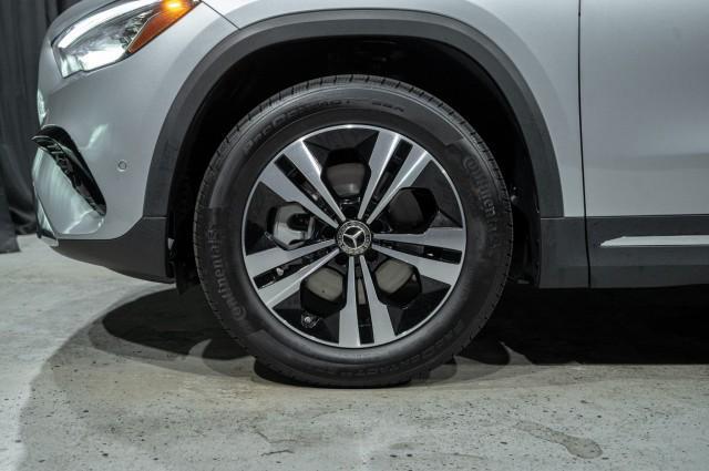new 2025 Mercedes-Benz GLA 250 car, priced at $42,300