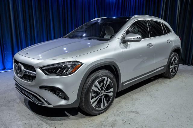 new 2025 Mercedes-Benz GLA 250 car, priced at $42,300
