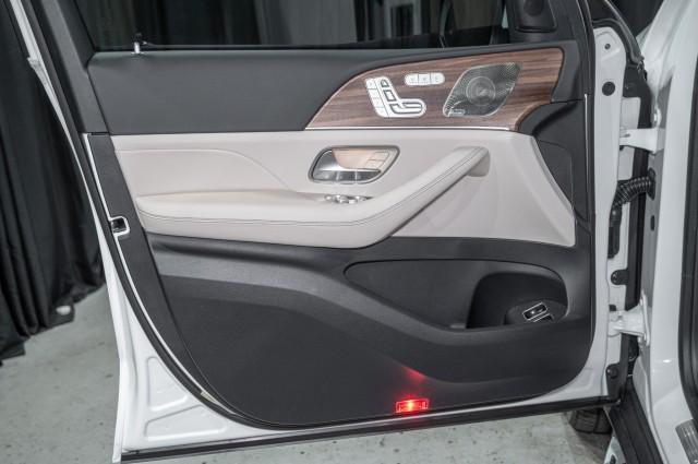 new 2025 Mercedes-Benz GLE 450e car