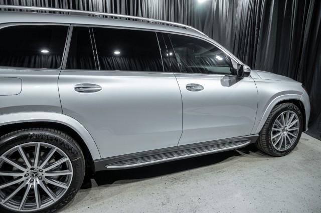 new 2025 Mercedes-Benz GLS 580 car, priced at $121,125