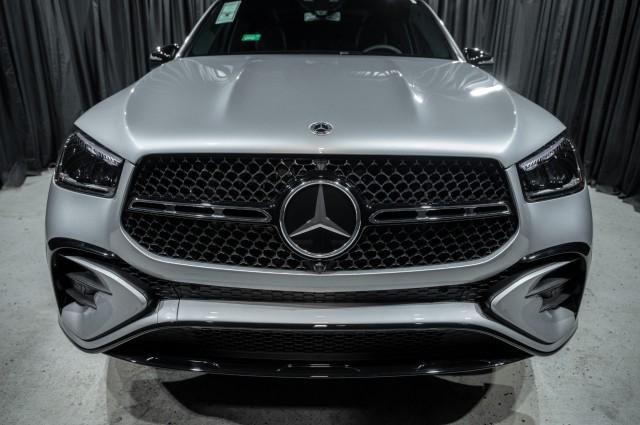 new 2025 Mercedes-Benz GLE-Class car, priced at $81,875