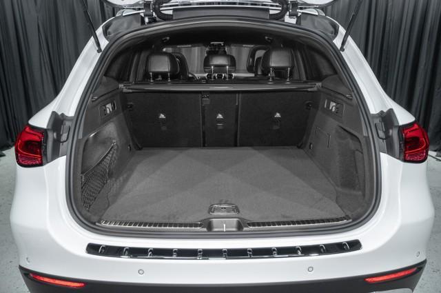new 2025 Mercedes-Benz GLC 300 car, priced at $53,225