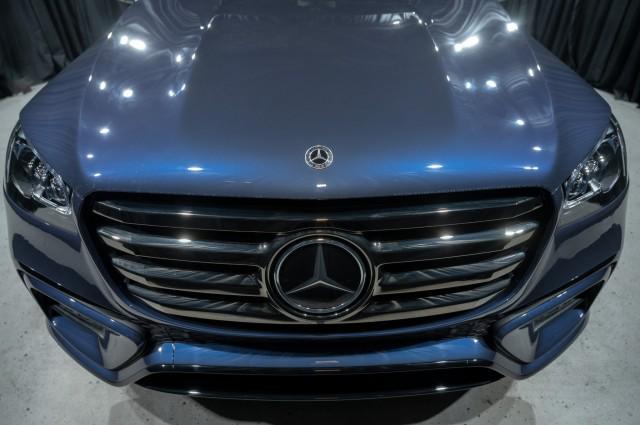 new 2024 Mercedes-Benz GLS 450 car